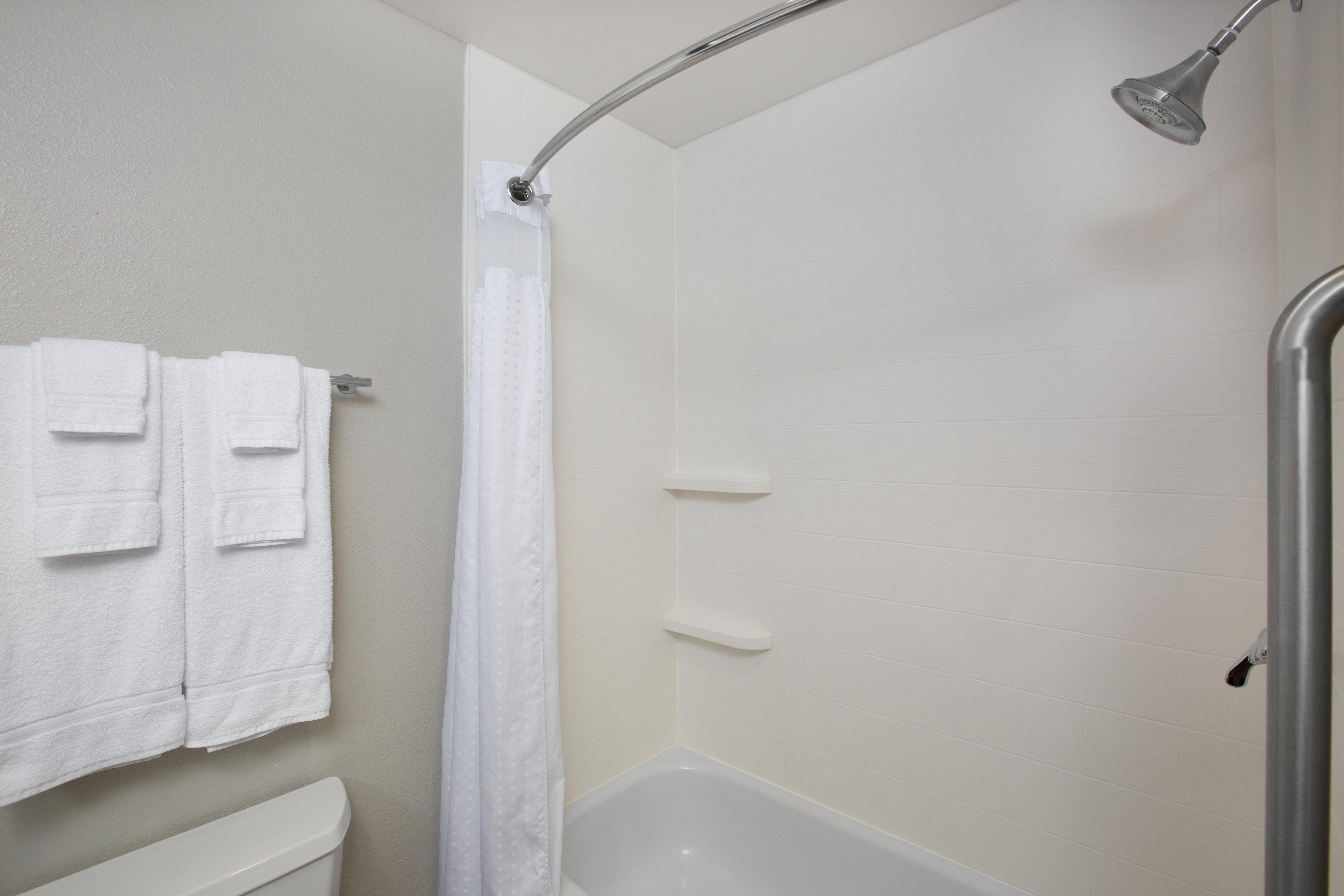 Holiday Inn Express Hastings By Ihg Экстерьер фото