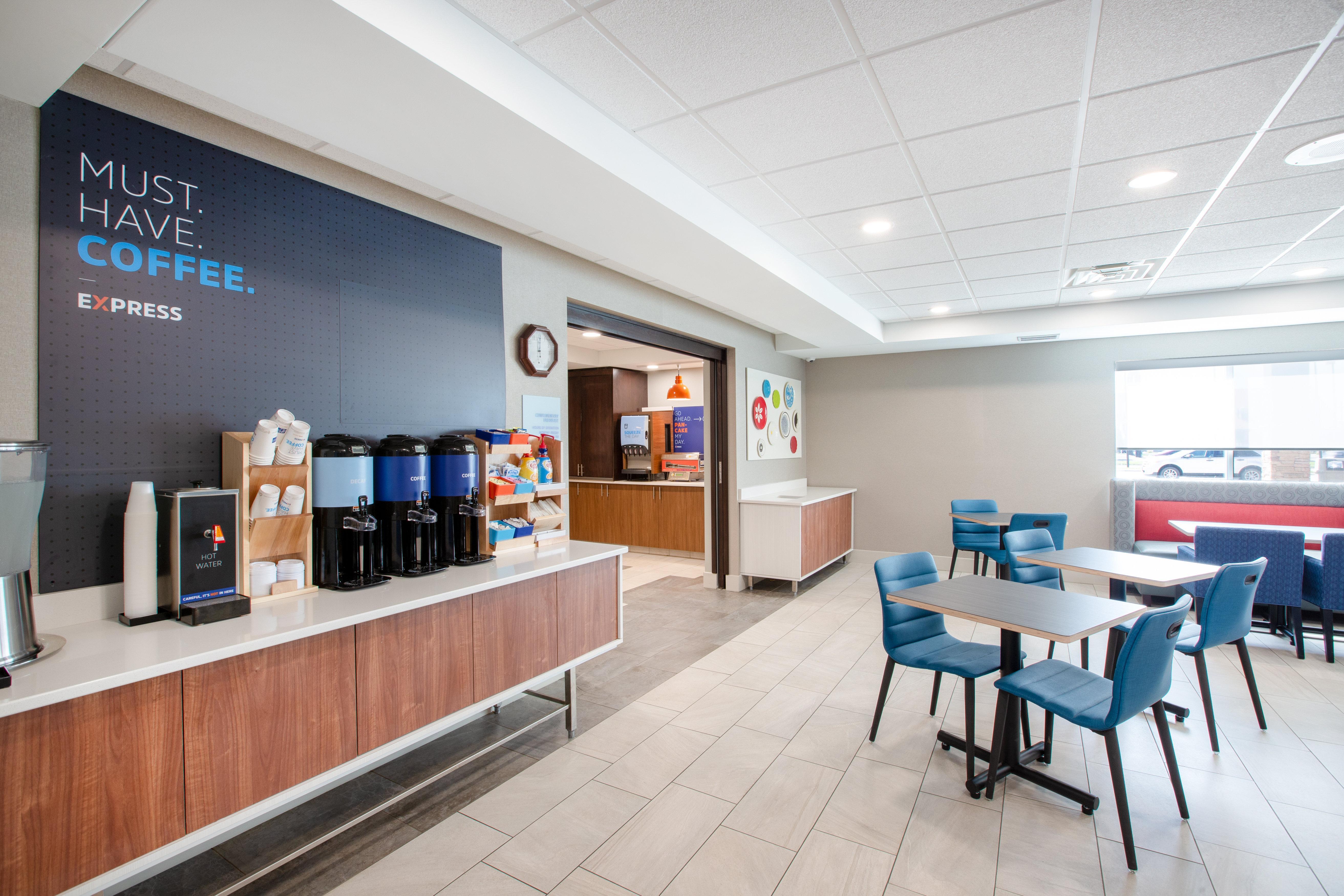 Holiday Inn Express Hastings By Ihg Экстерьер фото